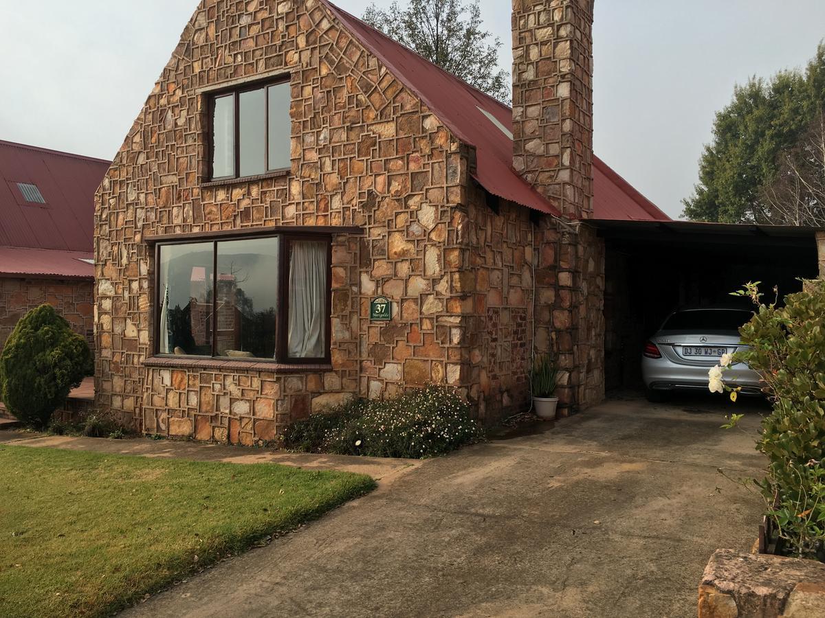 Villa Marigold'S 37 Critchley Common Dullstroom Exterior foto